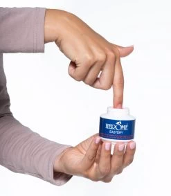 Herome Easydip Nagellakremover Nagellakverwijderaar - In Een Potje Met Ingebouwde Borsteltjes - Navulbaar Met Caring Nail Polish Remover -Cosmeticawinkel 1048x1200