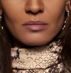 L’Oréal Paris Color Riche Free The Nudes Lipstick - Nude Matte - 08 No Lies - Roze - 3,9 Gr -Cosmeticawinkel 1175x1200 4