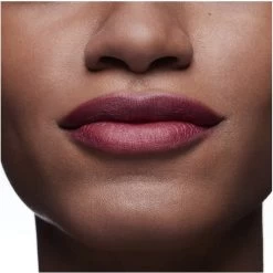 M·A·C Mistletoe Matte Powder Kiss Lipstick - Limited Edition Make-up Set -Cosmeticawinkel 1198x1200 18