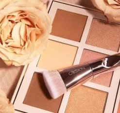 Beauty Creations Floral Bloom Highlight & Contour Palette -Cosmeticawinkel 1200x1132 2