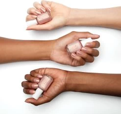 Essie Lentecollectie 615 A Touch Of Sugar Nagellak - Roze - 13,5 Ml 19 Essie Lentecollectie 615 A Touch Of Sugar Nagellak - Roze - 13,5 Ml -Cosmeticawinkel 1200x1137