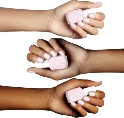 Essie Gifts - By - 513 Sheer Luck - Roze - 13,5 Ml 18 Essie Gifts - By - 513 Sheer Luck - Roze - 13,5 Ml -Cosmeticawinkel 1200x1147 1