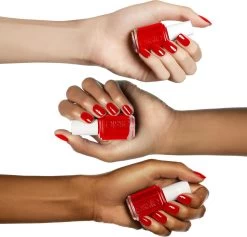 Essie A List 55 - Rood - Nagellak 31 Essie A List 55 - Rood - Nagellak -Cosmeticawinkel 1200x1152 4