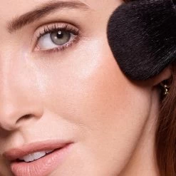 Max Factor Facefinity Matte Powder Bronzer - 001 Light Bronze -Cosmeticawinkel 1200x1200 1100