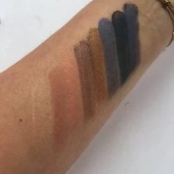 Makeup Revolution Revolution Oogschaduw Palette - Fortune Favours The Brave -Cosmeticawinkel 1200x1200 1499