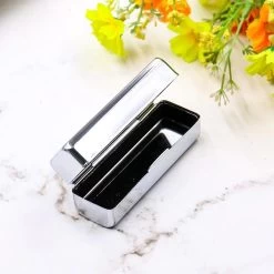 Merkloos Lippenstift Houder - Lippenstiftdoosje - Lipstick Houder - Met Spiegel - Zilver - Metaal -Cosmeticawinkel 1200x1200 1873