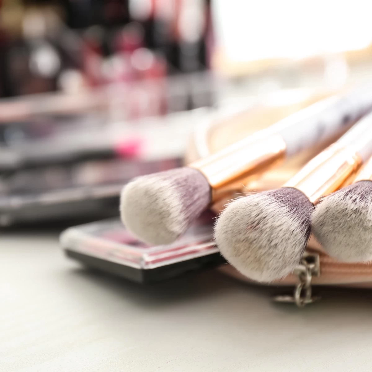 A&K 2in1 Make-up Organizer - 4 Lades Cosmetica Opbergdoos - Kaptafel - Zwart 9 A&K 2in1 Make-up Organizer - 4 Lades Cosmetica Opbergdoos - Kaptafel - Zwart - Afbeelding 7