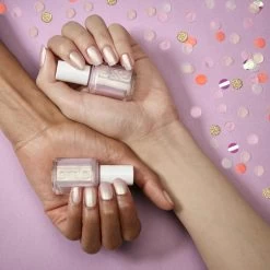 Essie Cadeaucollectie - 633 Cheers Up - Zachtroze Nagellak Met Parelmoer Finish - 13,5 Ml -Cosmeticawinkel 1200x1200 236