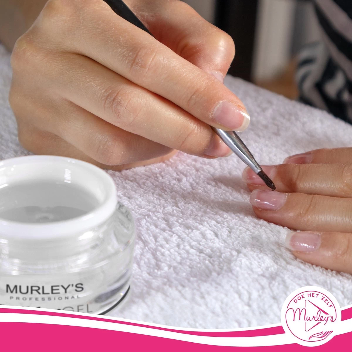 MURLEY'S Builder Gel UV-LED Builder Gel Voor Gelnagels Transparant 20 Ml Op Acrylbasis. Verlengen En Vormen Van De Nagels. 6 MURLEY'S Builder Gel UV-LED Builder Gel Voor Gelnagels Transparant 20 Ml Op Acrylbasis. Verlengen En Vormen Van De Nagels. - Afbeelding 4