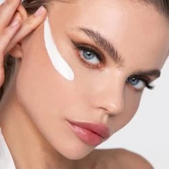 Meroda Changing Foundation - Kleurveranderende Foundation - 30ml -Cosmeticawinkel 1200x1200 853