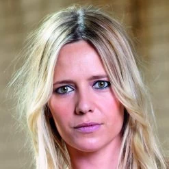 Rimmel London Match Perfection Foundation 301 Warm Honey -Cosmeticawinkel 1200x1200 880