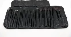 De Ultieme Make-up Ervaring: Cosmetische Spiegel Met 16 LED's En Set Van 24 Professionele Make-up Kwasten - Perfect Voor Een Vlekkeloze En Verlichte Look! Spiegel - Kwasten - Make-up Kwasten - Make-up Spiegel - Verlichting - LED - -Cosmeticawinkel 1200x622