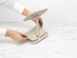 Brabantia ReNew Make-up Spiegel - Met Accessoireschaal - Soft Beige -Cosmeticawinkel 1200x899 13