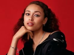 Rimmel London Scandal’Eyes Volume On Demand Mascara - 001 Black -Cosmeticawinkel 1200x899 8