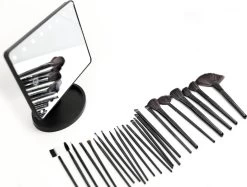 De Ultieme Make-up Ervaring: Cosmetische Spiegel Met 16 LED's En Set Van 24 Professionele Make-up Kwasten - Perfect Voor Een Vlekkeloze En Verlichte Look! Spiegel - Kwasten - Make-up Kwasten - Make-up Spiegel - Verlichting - LED - -Cosmeticawinkel 1200x908 1