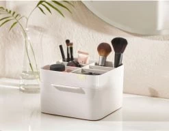 Joseph Joseph Cosmetica Opbergdoos Medium - Medium - Sorteervakken & Uitschuifbaar -Cosmeticawinkel 1200x931 4