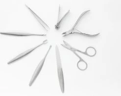 Basis 9-delige Manicureset - Reisset - Nagelverzorging Set -Cosmeticawinkel 1200x947 1