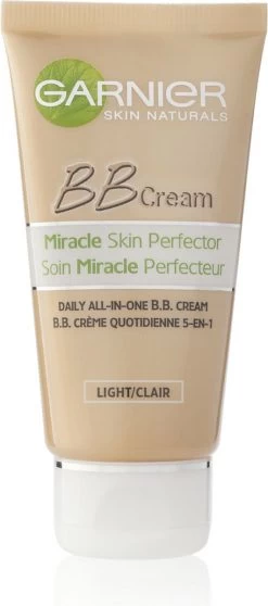 Garnier SkinActive - BB Cream Classic Light 5-in-1 Dagverzorging - 50ml - Getinte Dagcrème -Cosmeticawinkel 531x1200 4