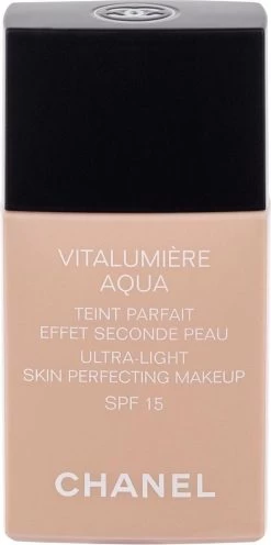 Chanel Vitalumiere Aqua Foundation - 30 Beige - SPF15 - 30 Ml