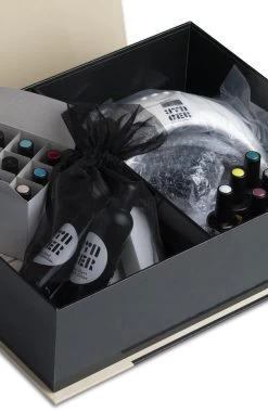 Yinger Vegan Gellak Set Incl. 7 Kleuren Naar Keuze, LED-Lamp & 11 Accessoires -Cosmeticawinkel 783x1200 1