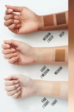 Maybelline Instant Age Rewind Perfector 4-in-1 Concealer - Fair Light - 30 Ml 9 Maybelline Instant Age Rewind Perfector 4-in-1 Concealer - Fair Light - 30 Ml -Cosmeticawinkel 800x1200 10