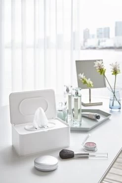 Yamazaki Bakje Voor Vochtige Doekjes - Wit - Met Deksel -Cosmeticawinkel 800x1200 29