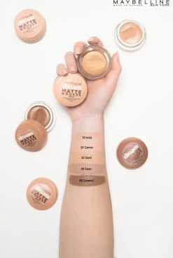 Maybelline Dream Matte Mousse Foundation - 030 Sand -Cosmeticawinkel 808x1200 4