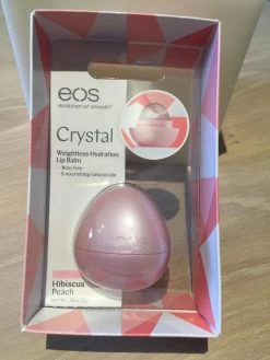 Eos Lip Balm Crystal "Hibiscus Peach" -Cosmeticawinkel 900x1200 15