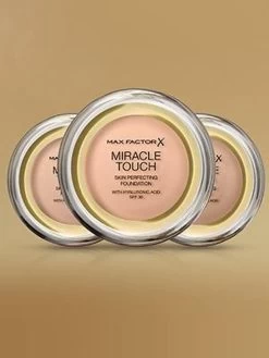 Max Factor Miracle Touch Compact Foundation - 070 Natural -Cosmeticawinkel 900x1200 23